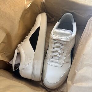 NEW Everlane unisex releather “The Court Sneaker”